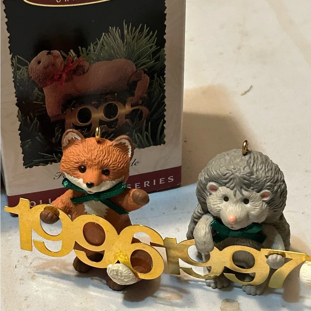 9 Vintage Hallmark Keepsake Ornaments Fabulous Decade 1990-1998 Animals